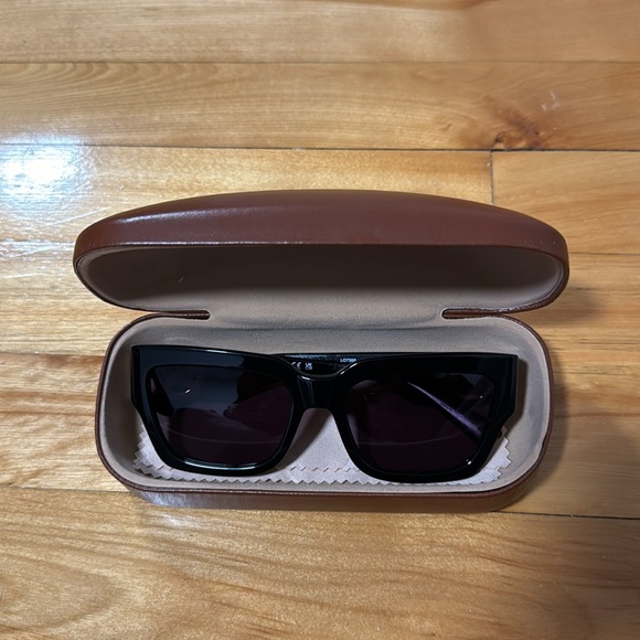 Authentic Black Longchamp Sunglasses - Picture 6 of 10